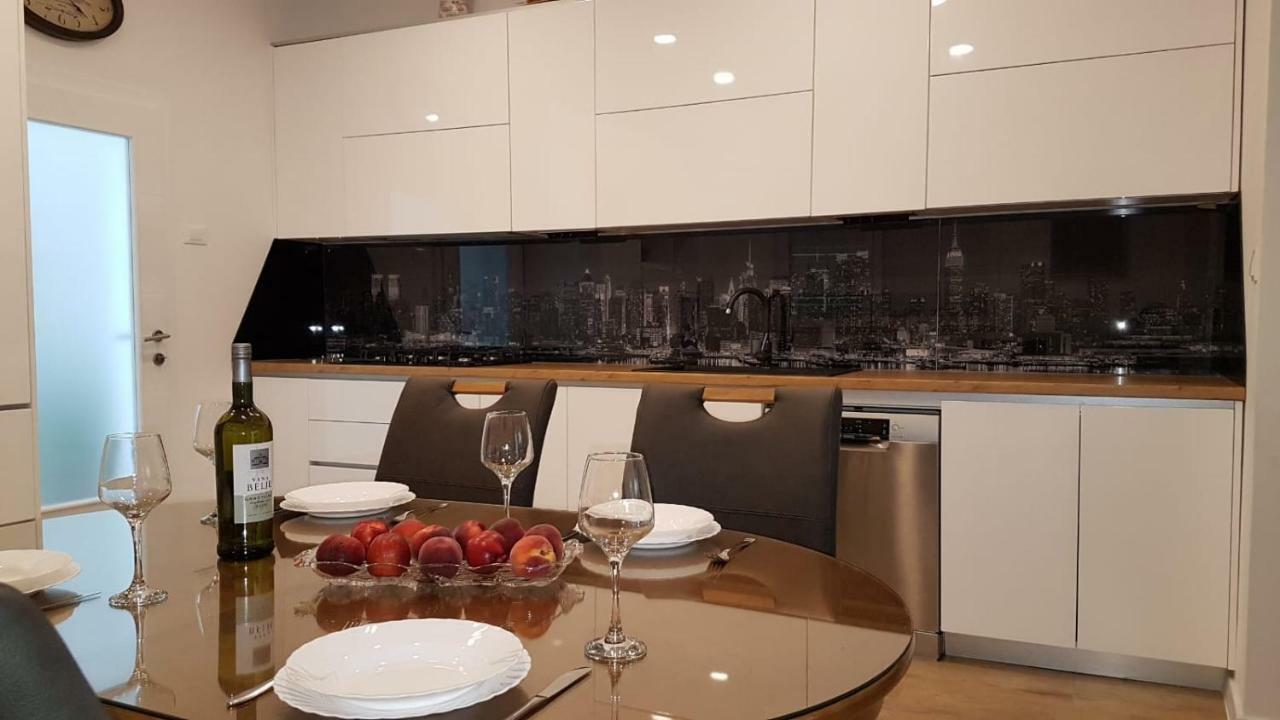 Apartments Anica & Gabriela Макарска Экстерьер фото